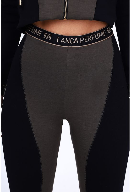 Legging clearance lança perfume