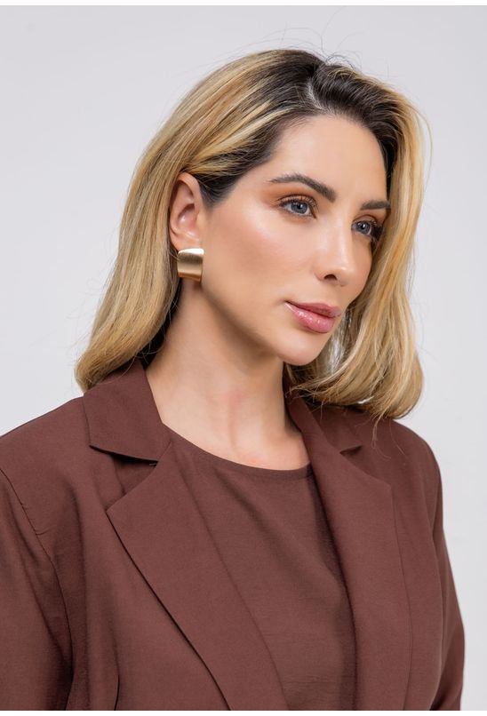 image-f2eb6bf74cf54fd38c7b3832db347857