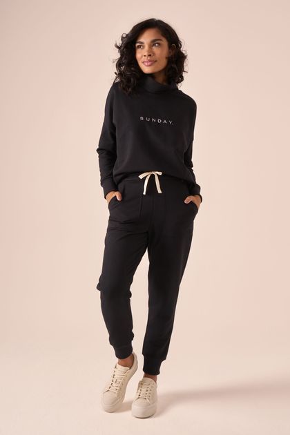 image-feea1937388e4309b0ee0db0e111cc97 image-feea1937388e4309b0ee0db0e111cc97