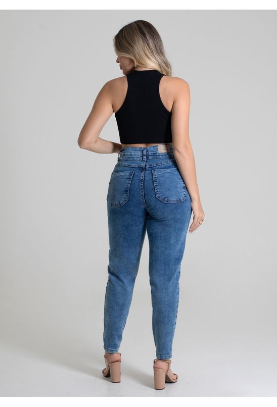 image-ad056f0b92d64471997ad8fea11af7f4