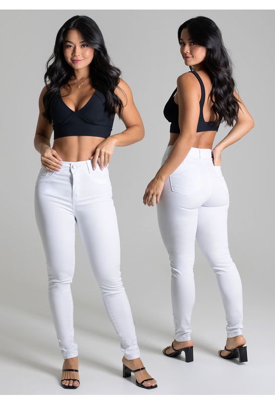 image-7f719e87de8943a69aec3f80d505be21