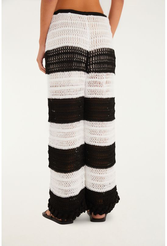 image-3f03f7d59a53463296ce245873b91158