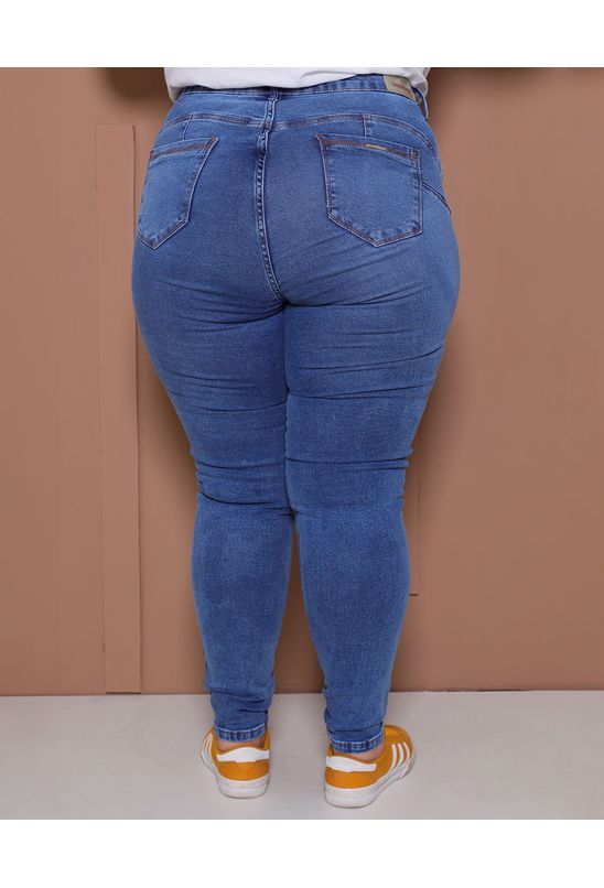 image-a00de69aa9db43c286a1dd95cb2b1b14