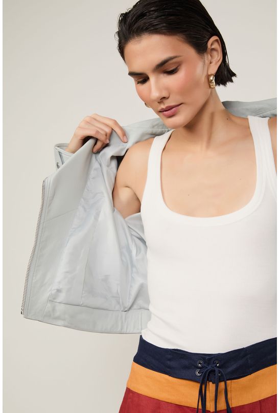 image-dfde645a8f72497bac9bf5d156b17ff8