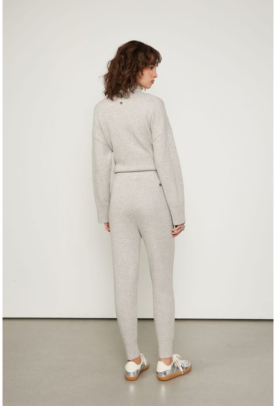 image-87f811f911fd4a0080529a9fc3126b0d