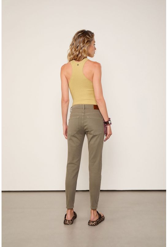 image-b3cf944045b34e9fa351b00add9c8e62