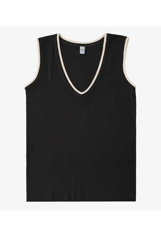 image-fa9c767ba8ab4ded8bc0ffd6d246576e