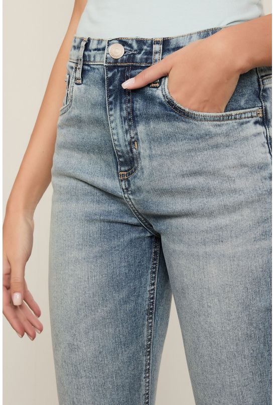 image-12fac66a292e45abb0cc83c4ff207396