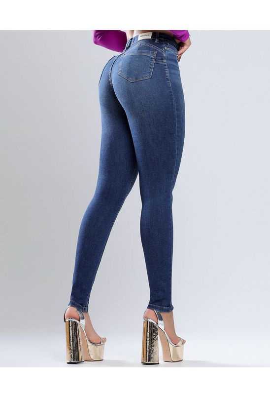 image-d97bae2ce7414e379ad47d8aed7c5ef7