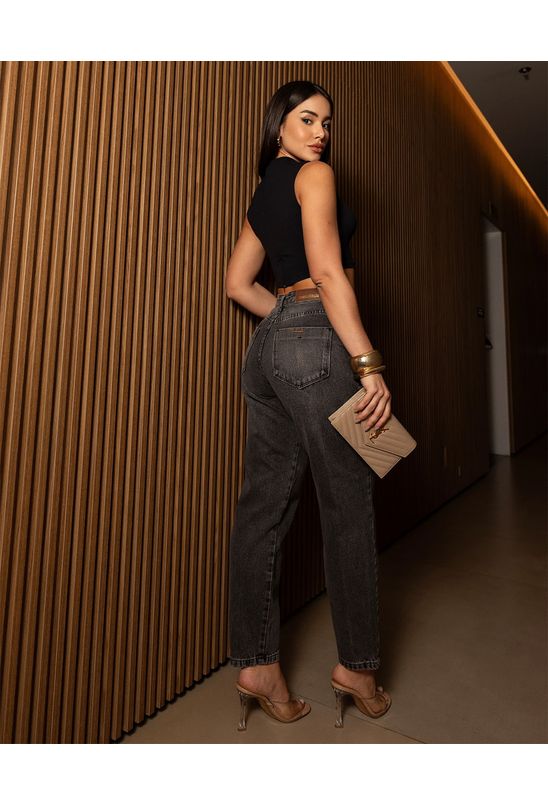 image-0bba7eb41772455c8ea0121eb66124f6