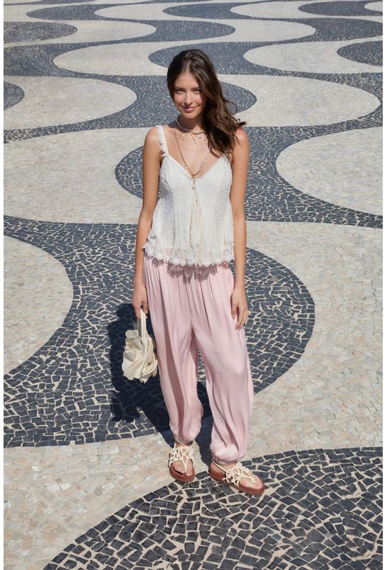 image-5f030847326a4a6eaf4bb37589268a5c