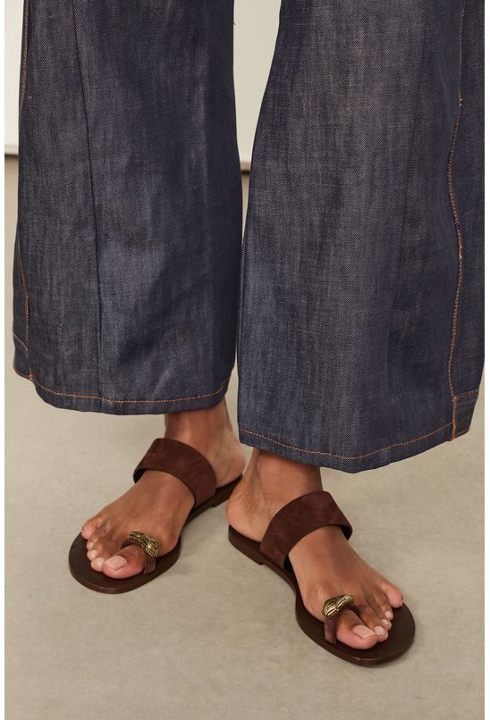 image-050d96834c95493fba92edbcaca5b5cd