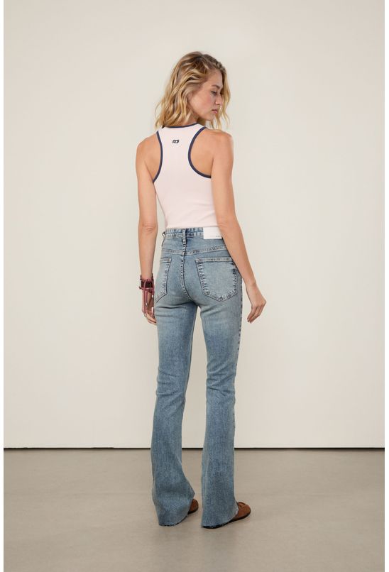 image-30e6c8bd008445f4b658406ae38448e7