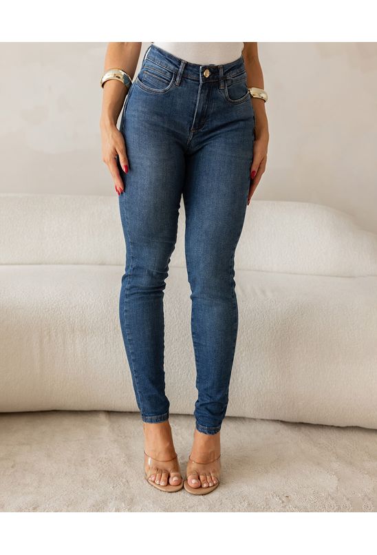 image-c018cd25caf7424582e3b20e05ca4980