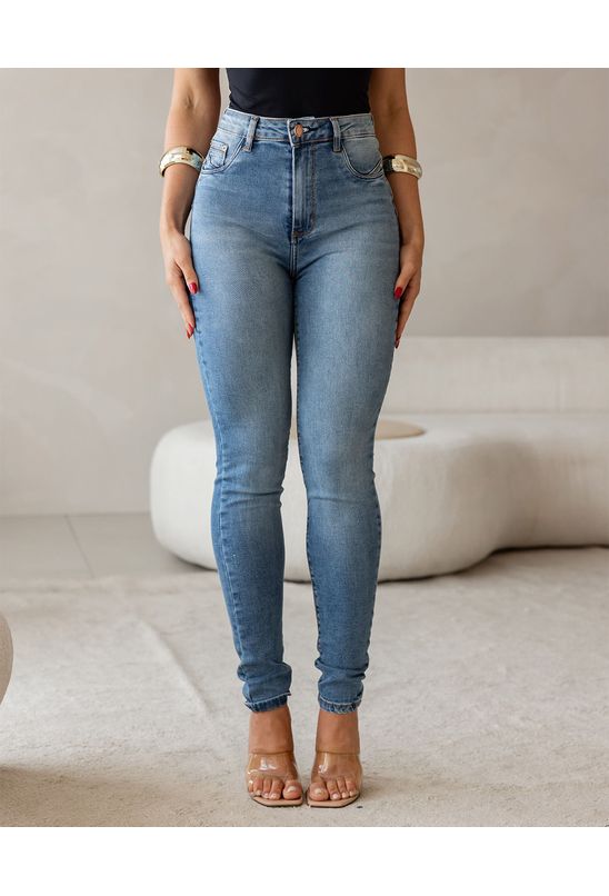 image-a52fd0a8d4794fd78c7a1ee55909d485