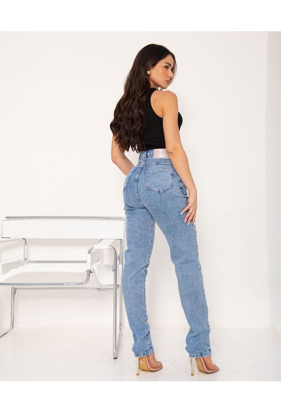 image-12fbf820a925484aaca790a994f0333e